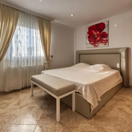 Villa Costacabana - Lorena *