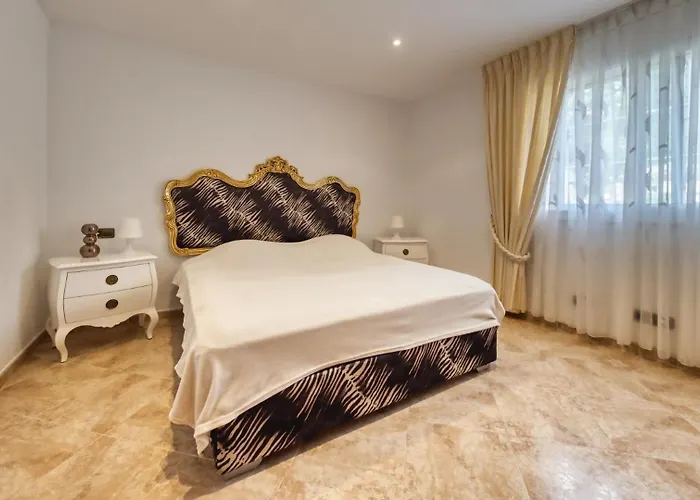 Costacabana - Lorena Villa Lloret de Mar